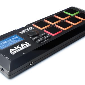 AKAI Professional sampler 8 pads SD card slot MPX8