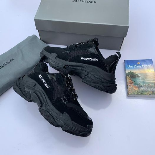 Balenciaga Triple Sole Black Sneakers Size 40-45