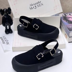 Alexander McQueen's Mount Slick Sandals: 40----46